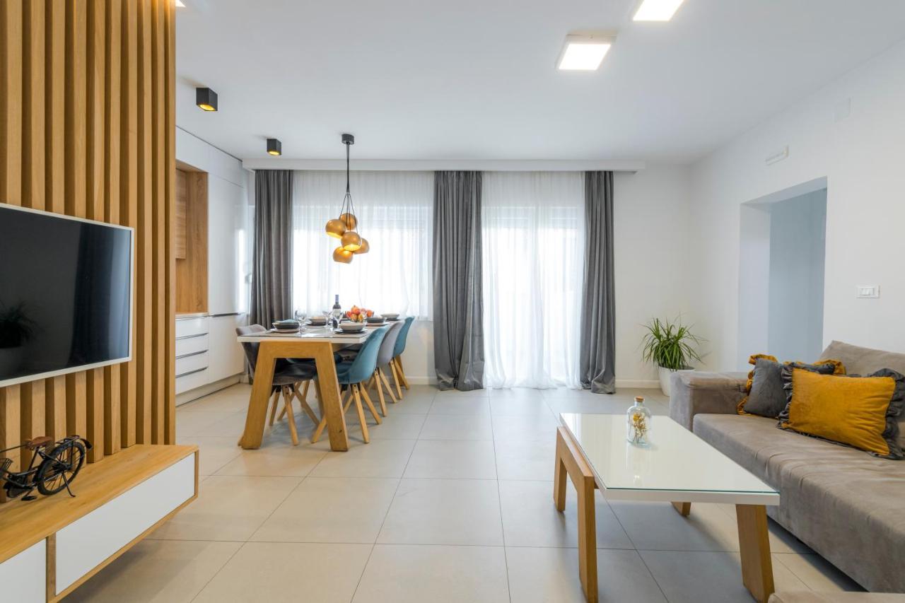 New Deluxe Jacuzzi Apartment Ana Дубровник Екстер'єр фото